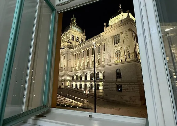 Night At The Museum Apartman